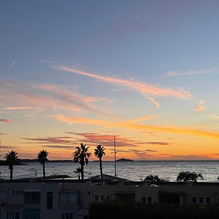 Tres Bel Appartement Vue Mer Six-Fours-les-Plages Esterno foto