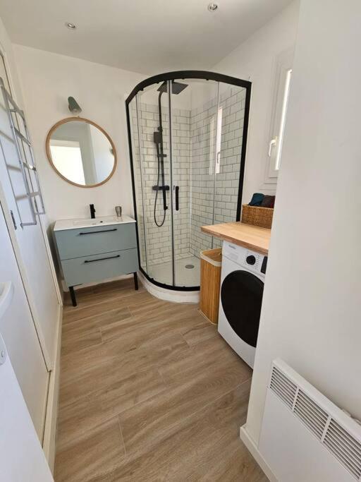 Tres Bel Appartement Vue Mer Six-Fours-les-Plages Esterno foto