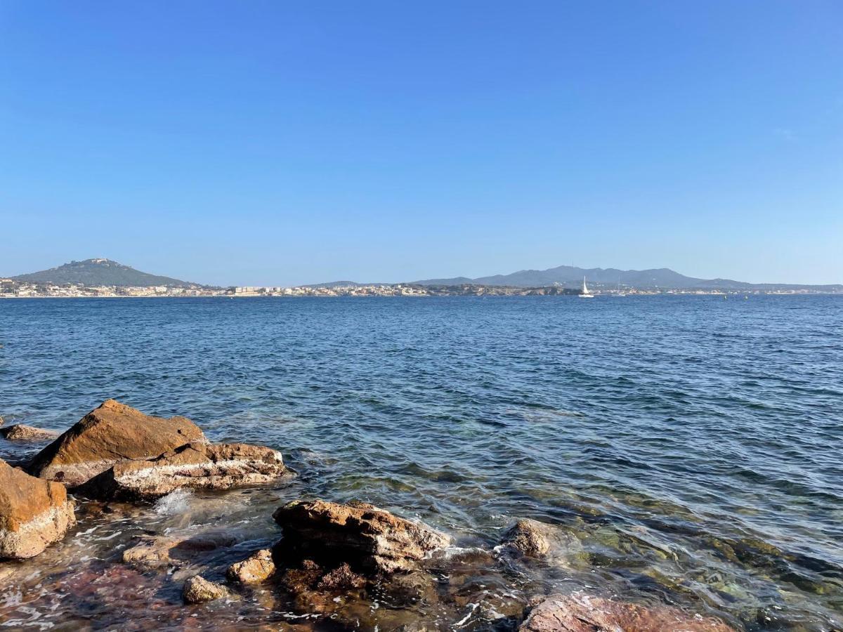 Tres Bel Appartement Vue Mer Six-Fours-les-Plages Esterno foto